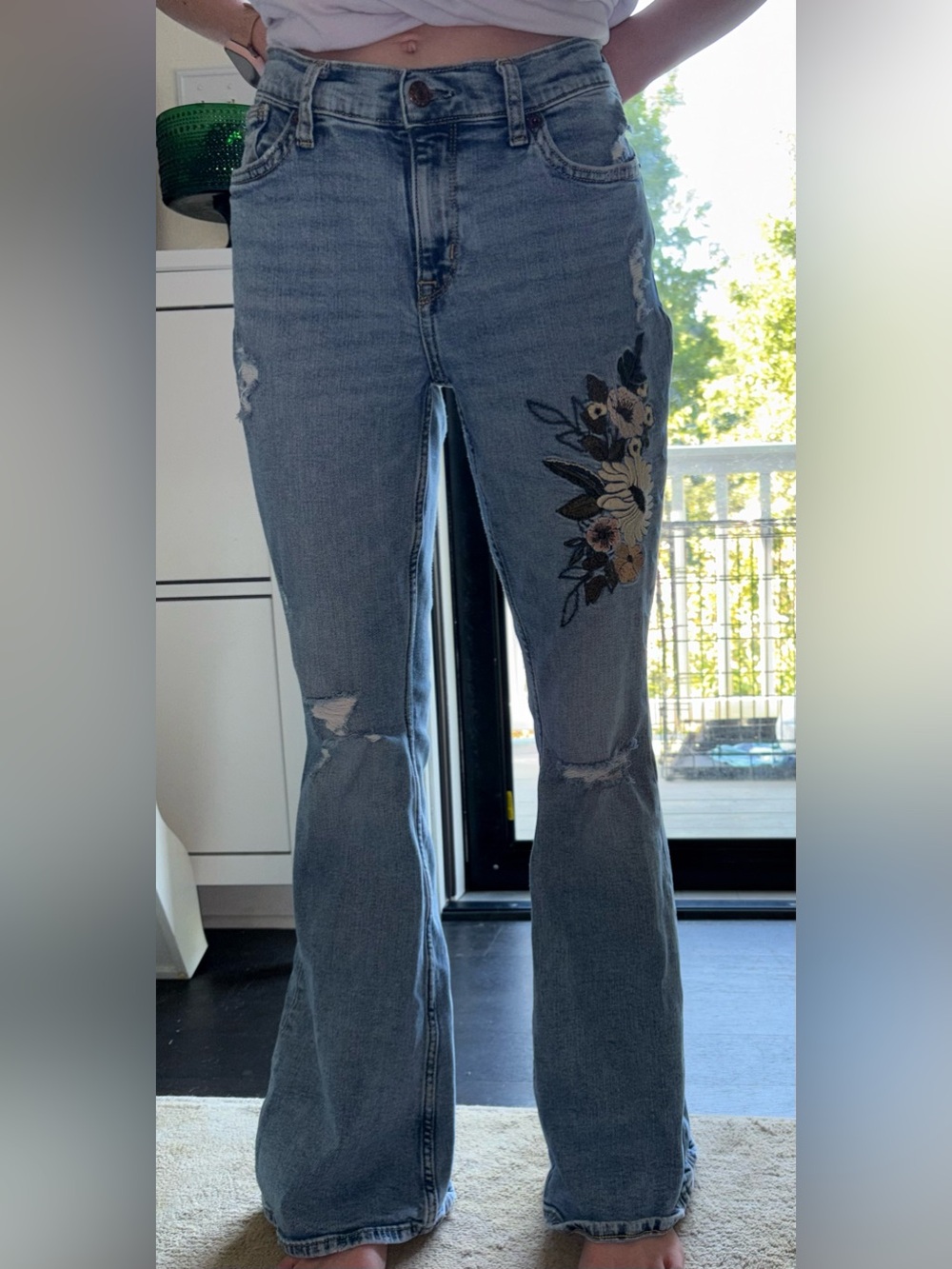 Arizona Extreme Low Rise Y2K Flare Jeans Sz 6 Boho Embroidered Floral Denim EUC